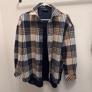 VICI Plaid Men's Flannel Shacket Jacket Navy and Tan small